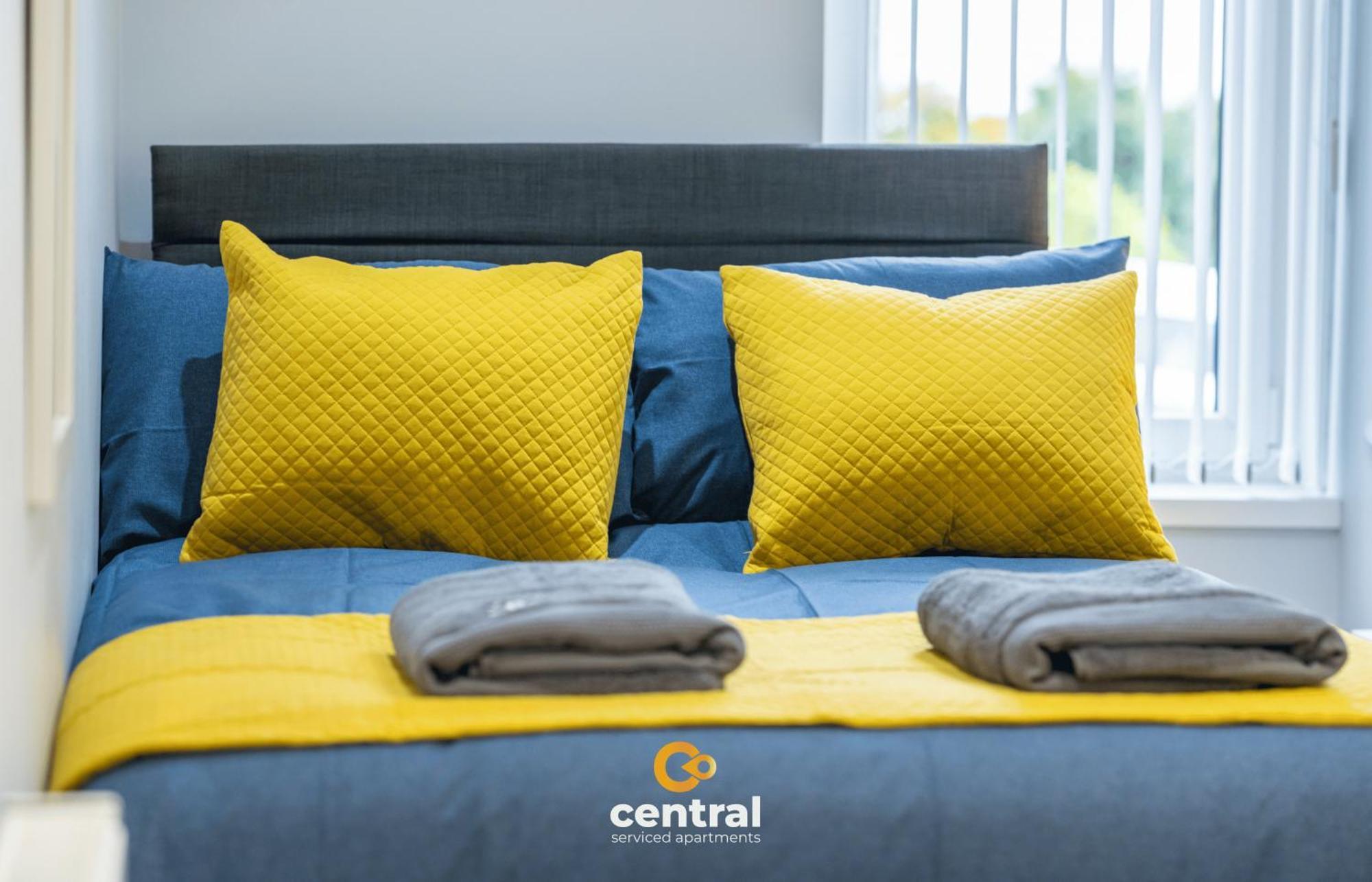 Central Serviced Apartments - 2 Bedroom - Ground Floor - Monthly & Weekly Bookings Welcome - Free Street Parking - 2 Double Beds - Wifi - Smart Tvs In Rooms - Fully Equipped - Heating 24-7 - Contractor & Short Stay Favourite Dundee Exterior foto